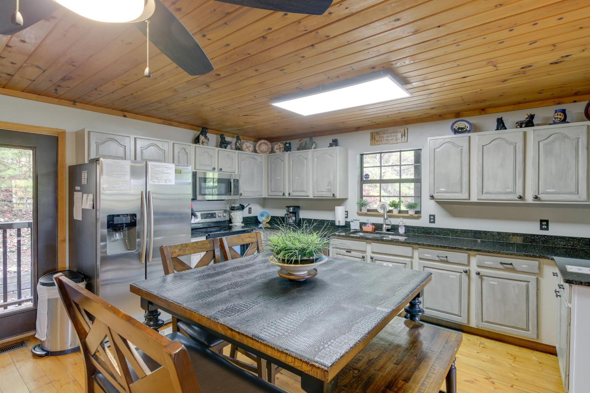 Above And Beyond Pigeon Forge Cabin With Prime Views! Exteriör bild