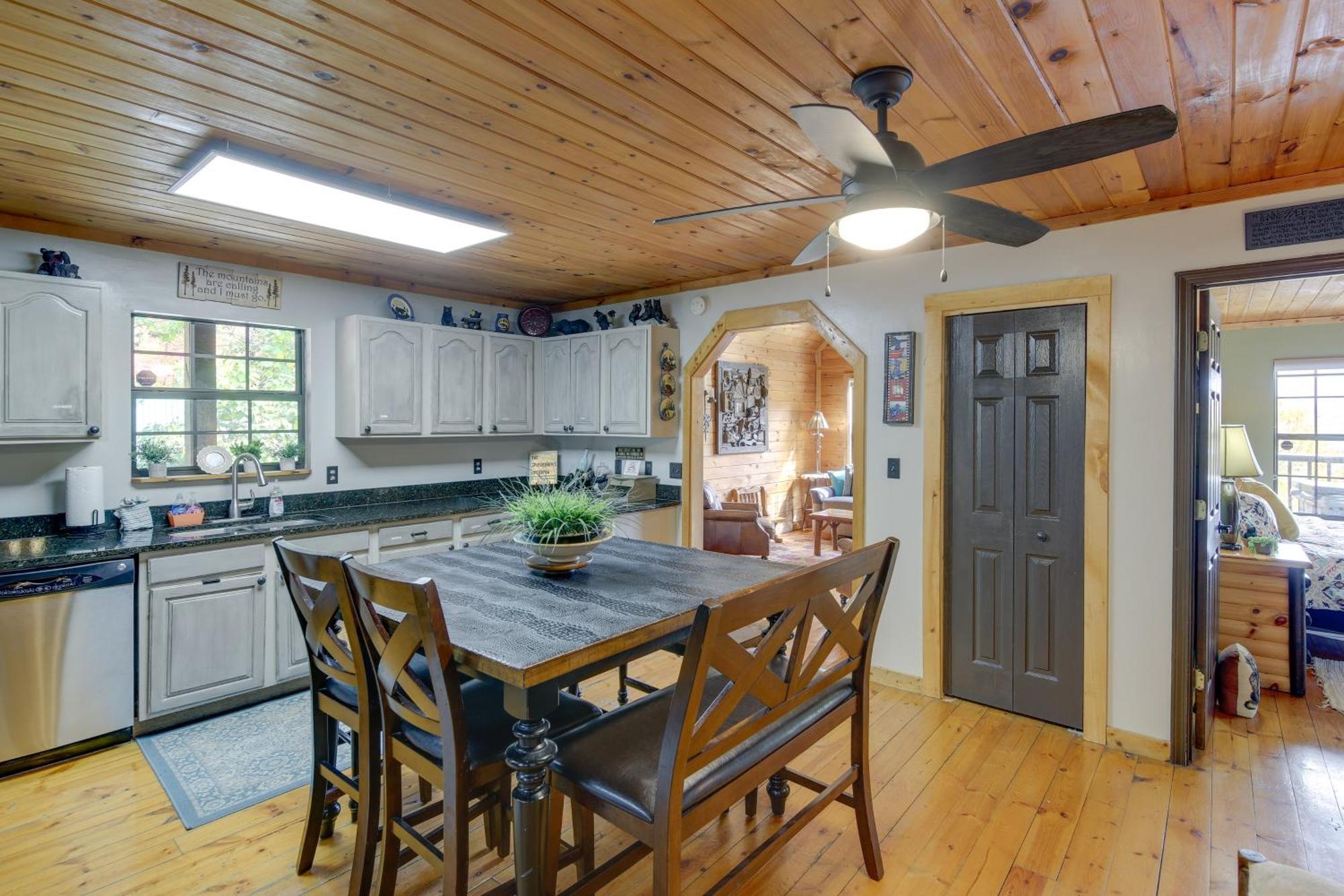 Above And Beyond Pigeon Forge Cabin With Prime Views! Exteriör bild